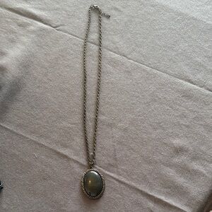 Elegant Silver Pendant Necklace